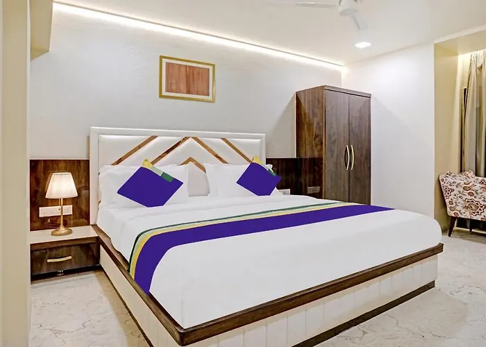 Treebo Premium Golden Bliss Trimurti Nagar Square Nagpur